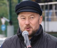 Асгат Сафаров