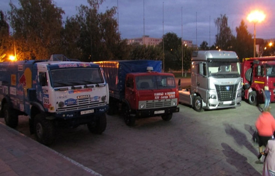 В-честь-Дня-машиностроителя-стартовал-автопробег-техники-Казань---Набережные-Челны