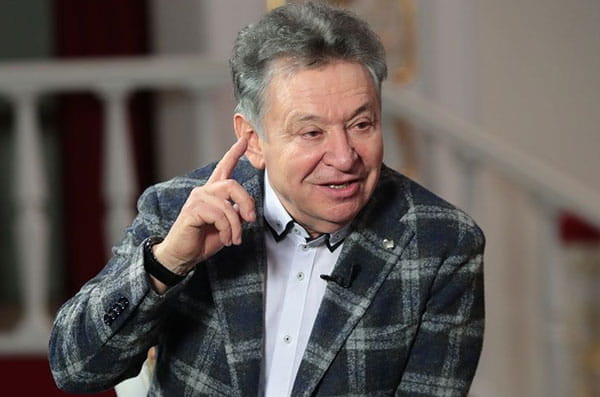 Директор театра имени Джалиля – о комсомольской истории и высоком искусстве