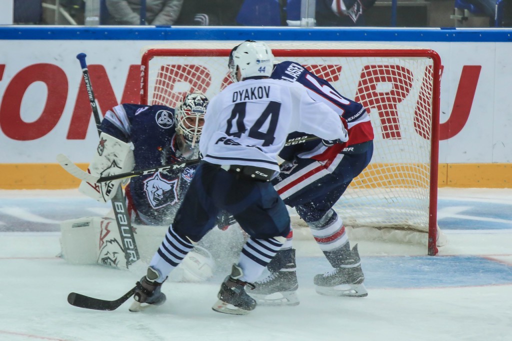 нефтехимик