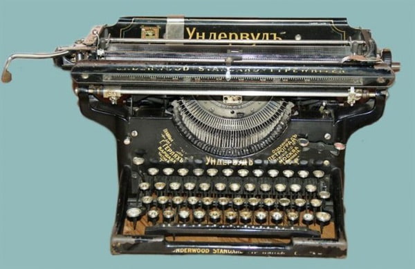 пищущая машинка