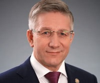 радик гайзатуллин министр финансов рт