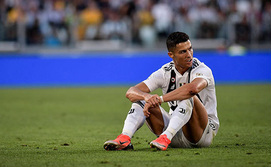 Роналду отстранен от матчей из-за обвинений в изнасиловании