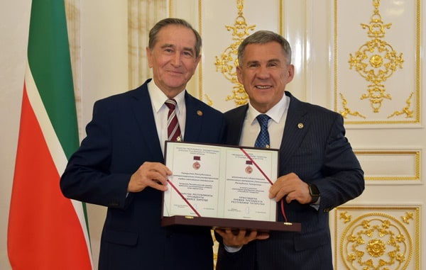 рустам минниханов и хабир иштиряков