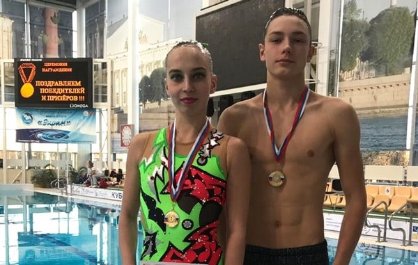 синхронное плавание