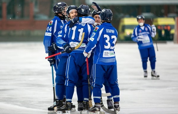 динамо-казань-хоккей с мячом