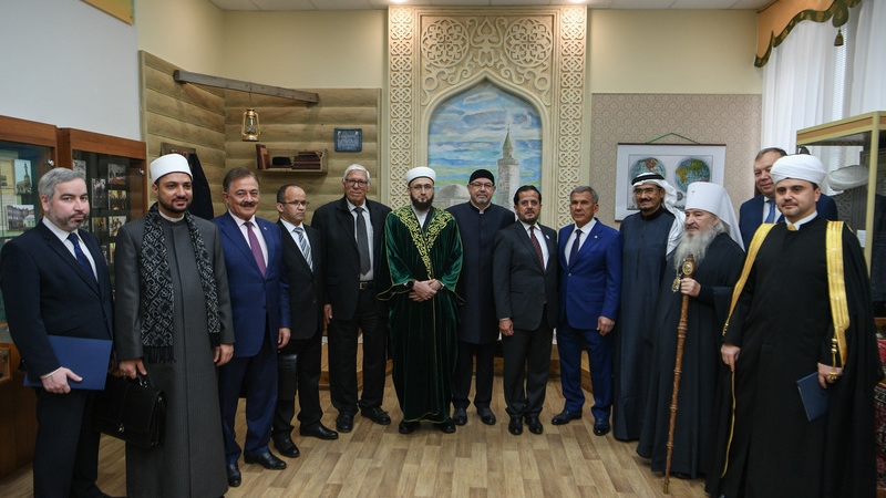 минниханов исламский институт