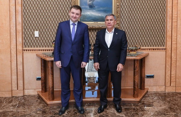 рустам минниханов -александр бугаев