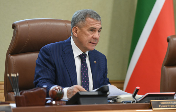 рустам-минниханов