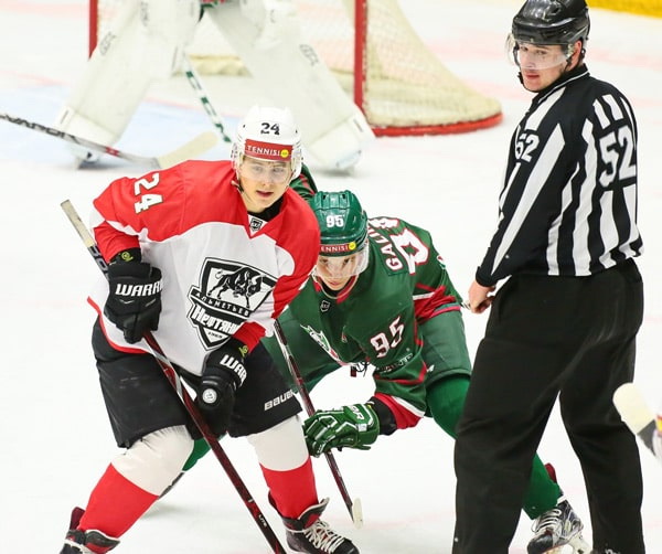 Нефтяник хоккей