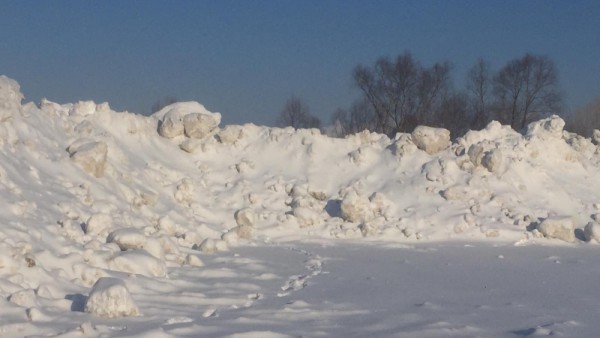 свалка снега