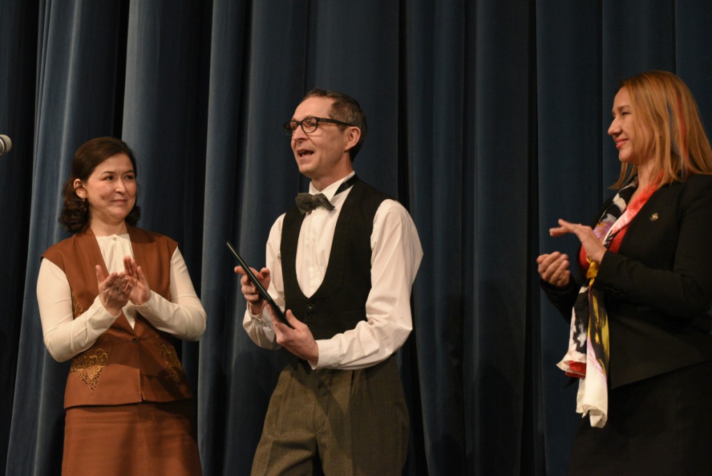 театр Камала