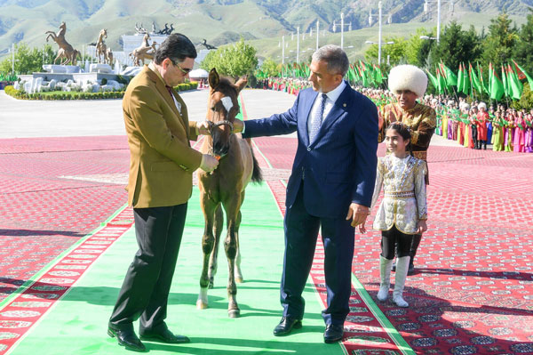 визит-в-туркменистан2