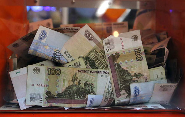 украл пожертвования