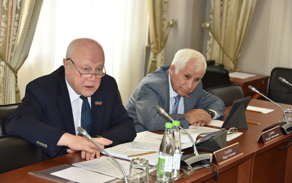 Заседание-Комитета-по-экономике