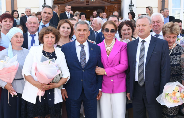 чествованию-лучших-семей-республики