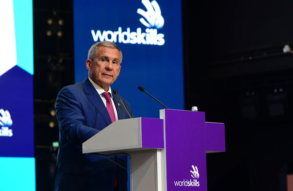 рустам-минниханов