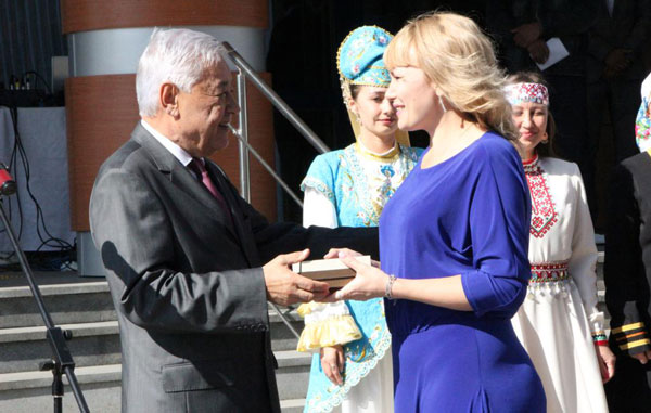 ключи-от-автомобилей-домам-дружбы