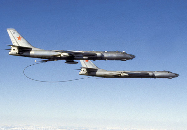 Дозаправка-Ту-16-в-воздухе