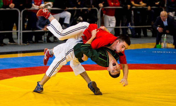 лично-командные-соревнования-по-национальной-борьбе-куряш