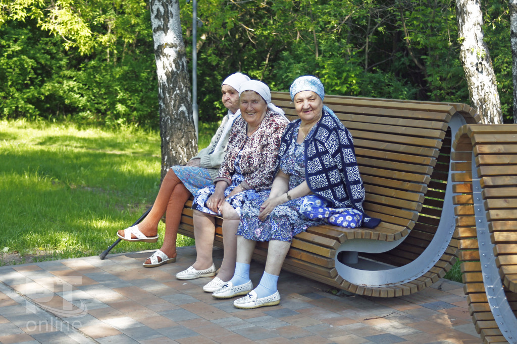 пенсионеры казань