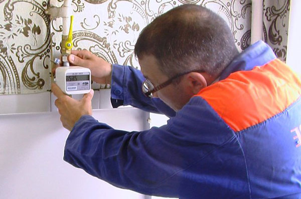 продавали-пожилым-людям-дешевые-газовые-счётчики-по-многократно-завышенной-цене