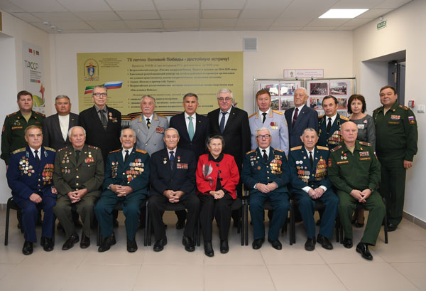 участники-встречи