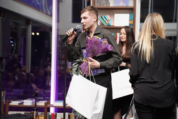 Булат Ханов, Казань