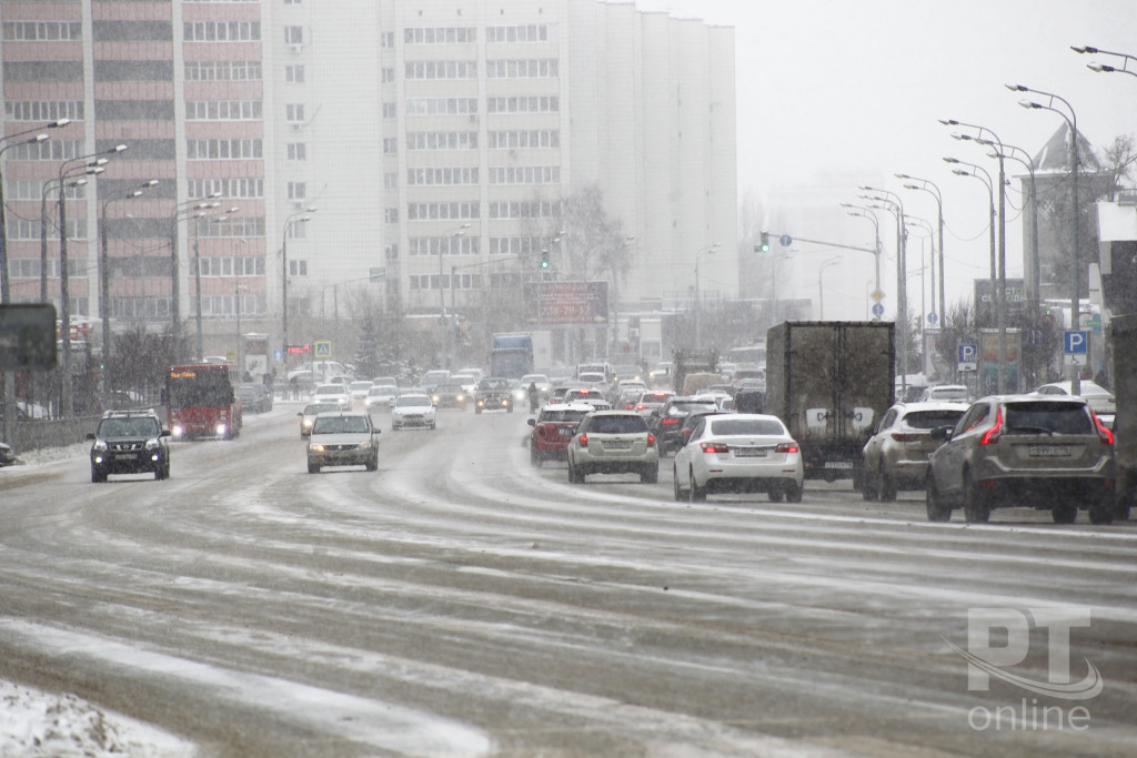 Снег_дорога_A8G4501