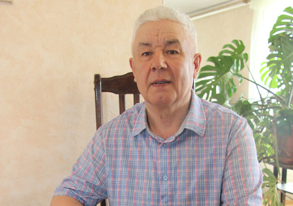 Азат-Хайруллин