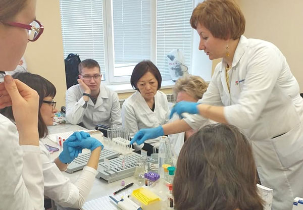 Елена-Бельская-в-КГМА-ведёт-циклы