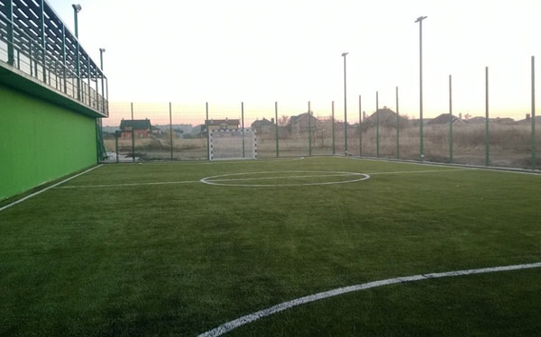 фктбольное-поле