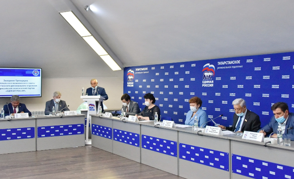 заседание-президиума-регионального-политсовета