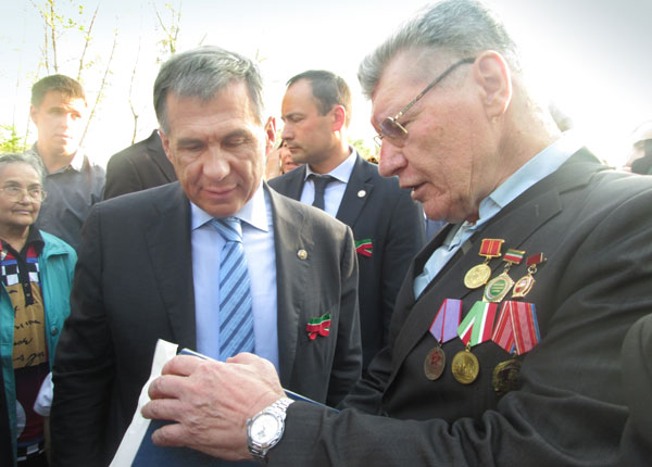 Минниханов-Р.Н.-и-Канеев-Б.А.