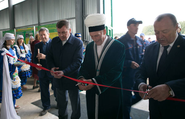 в-селе-Алан-открылся-кормовой-центр