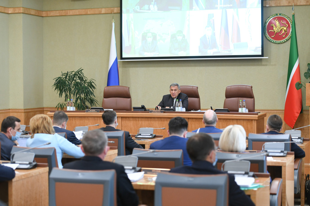 Минниханов_Совещание по алкоголю_Пресс-служба Президента