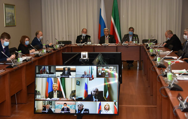 Заседание-Координационного-совета-по-делам-соотечественников-при-Президенте-РТ