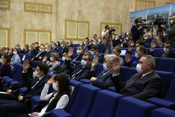 На-заседании-трудового-коллектива