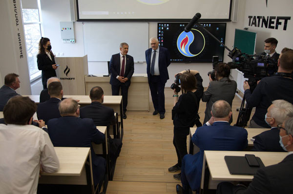 институт-нефти-и-газа