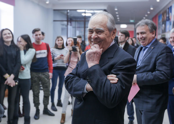 Минтимер Шарипович Шаймиев: политик, зажигающий звёзды