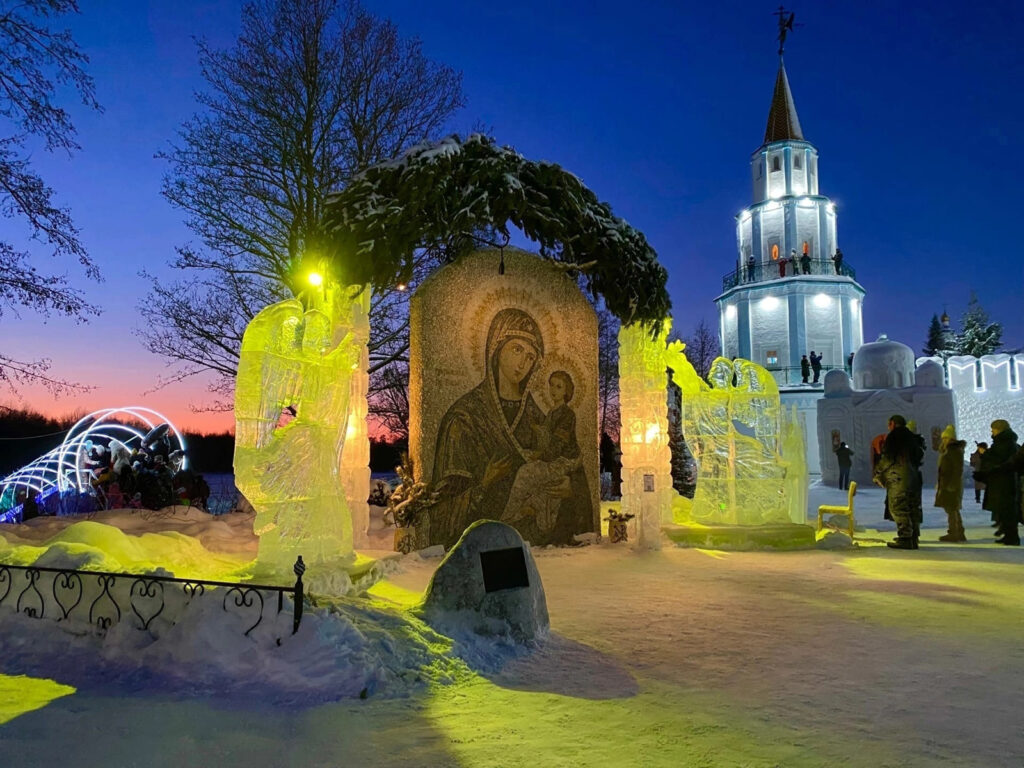 Монастырь из снега и бал в дворянской усадьбе: Казань встречает Рождество