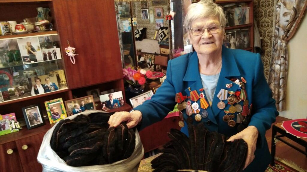 «Оформил на себя»: в Казани внук пытается выселить ветерана из ее квартиры