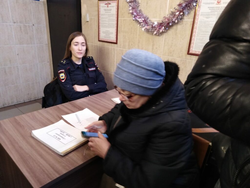 «Оформил на себя»: в Казани внук пытается выселить ветерана из ее квартиры