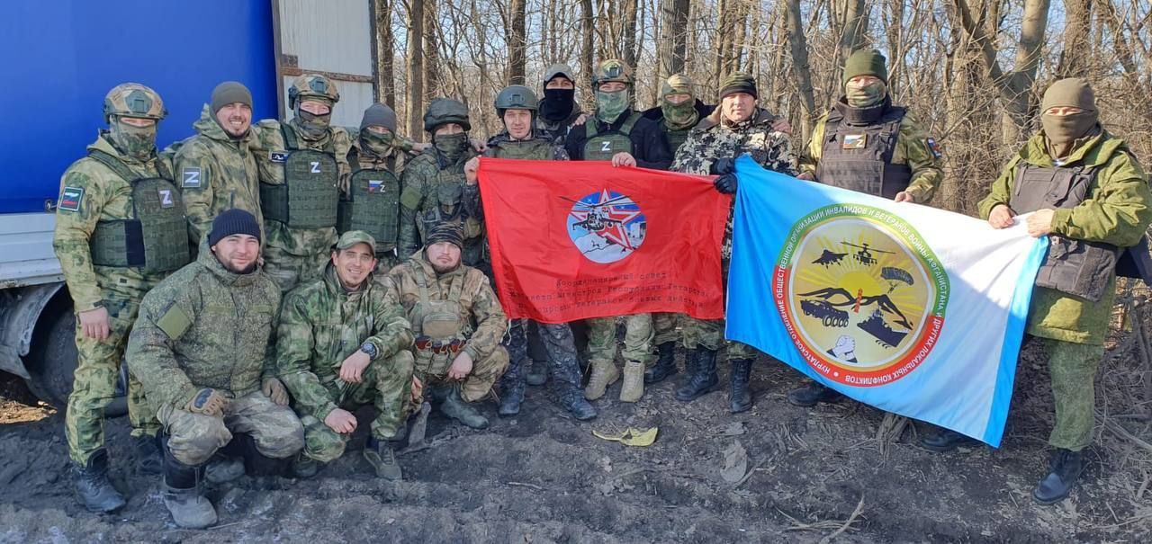 Минниханов поздравил военнослужащих с 