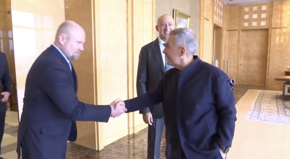 Минниханов провел встречу президентом компании