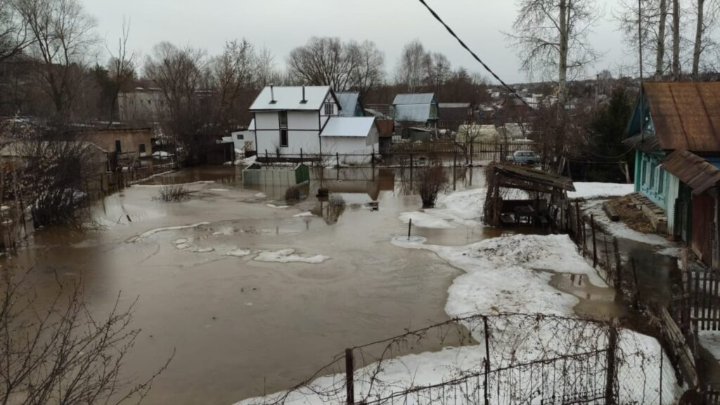 «Прогноз тревожный»: Татарстан готовится к мощному паводку