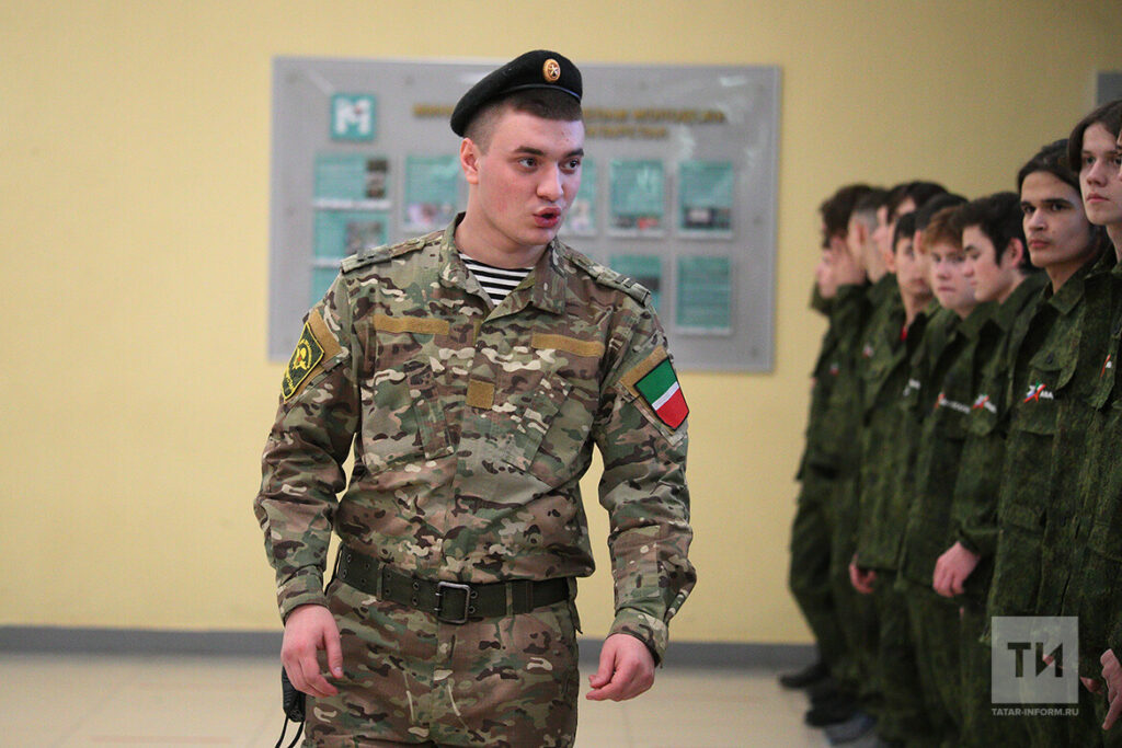 В Татарстане десятиклассников отправляют на военные сборы