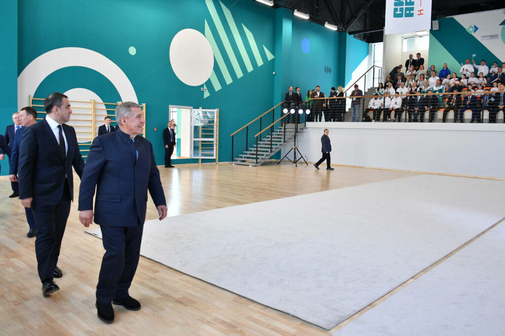 Минниханов открыл в Нижнекамске спорткомплекс «СИБУР Арена НК»