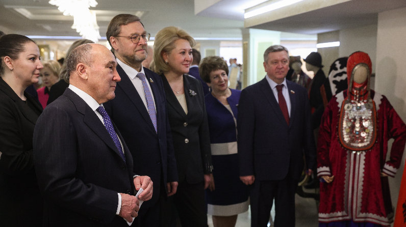 В Москве открылась выставка «Традиционный костюм народов Поволжья»