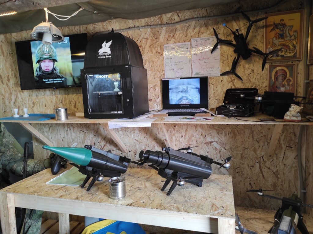 Поезд Минобороны привез в Казань подбитый «Брэдли»